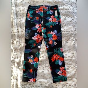 Old Navy Pixie Skinny Pants
